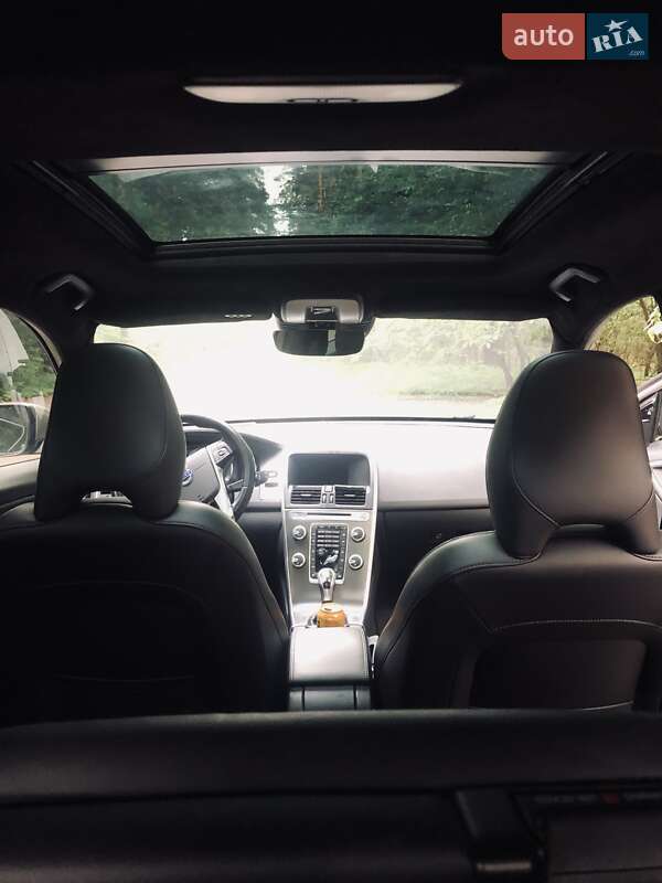 Внедорожник / Кроссовер Volvo XC60 2015 в Броварах