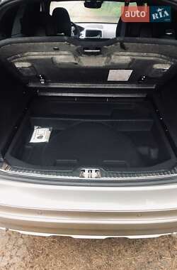Внедорожник / Кроссовер Volvo XC60 2015 в 