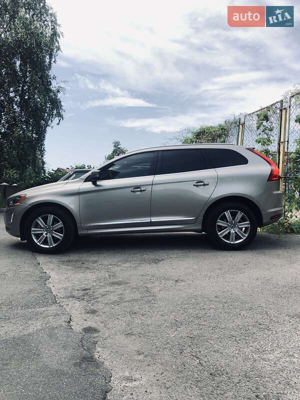 Volvo XC60 2015