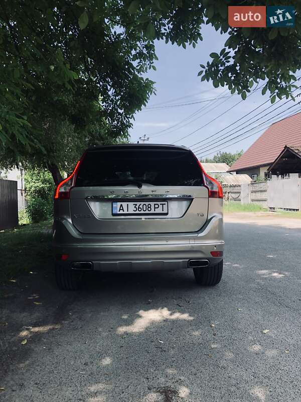 Внедорожник / Кроссовер Volvo XC60 2015 в Броварах