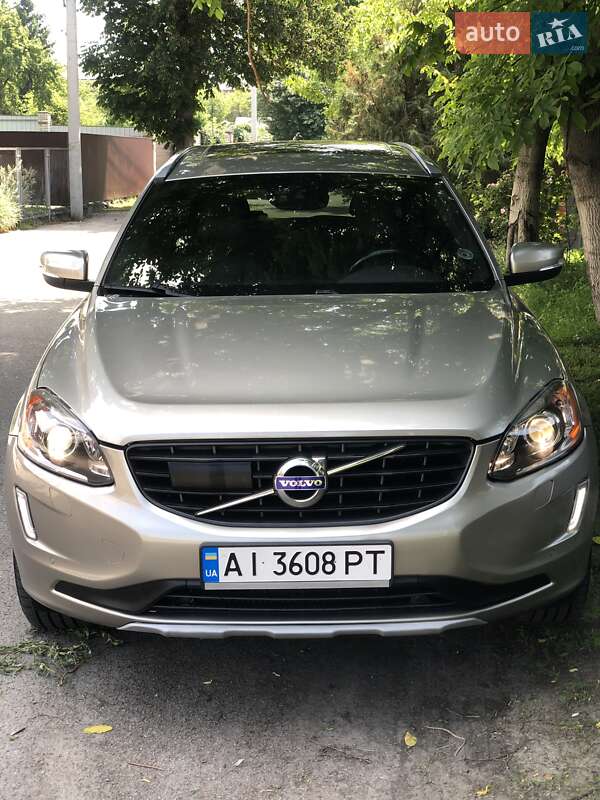 Внедорожник / Кроссовер Volvo XC60 2015 в Броварах