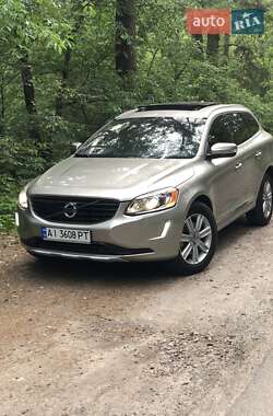 Внедорожник / Кроссовер Volvo XC60 2015 в 