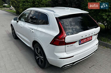 Внедорожник / Кроссовер Volvo XC60 2019 в 