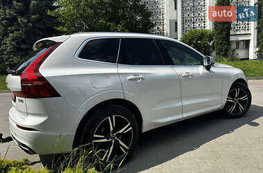 Внедорожник / Кроссовер Volvo XC60 2019 в 