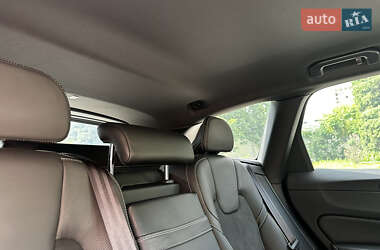 Внедорожник / Кроссовер Volvo XC60 2019 в 