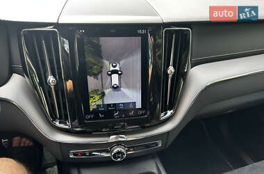 Внедорожник / Кроссовер Volvo XC60 2019 в 
