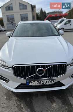 Позашляховик / Кросовер Volvo XC60 2017 в 