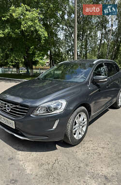 Внедорожник / Кроссовер Volvo XC60 2015 в 