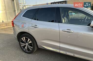 Внедорожник / Кроссовер Volvo XC60 2021 в 