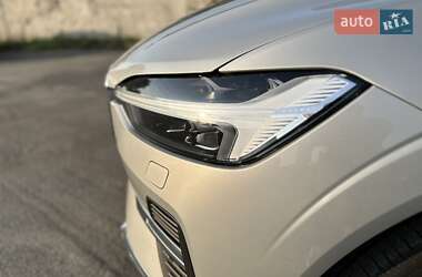 Внедорожник / Кроссовер Volvo XC60 2021 в 
