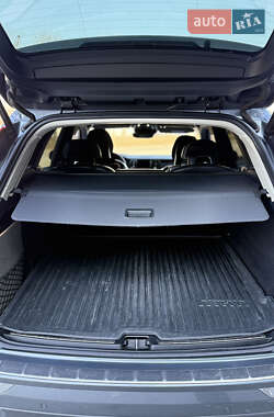 Внедорожник / Кроссовер Volvo XC60 2017 в 