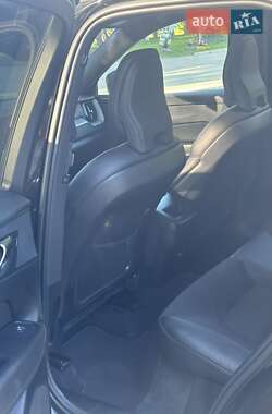 Внедорожник / Кроссовер Volvo XC60 2019 в 