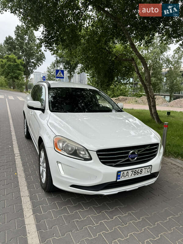 Внедорожник / Кроссовер Volvo XC60 2014 в Киеве