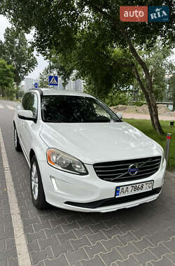 Внедорожник / Кроссовер Volvo XC60 2014 в 
