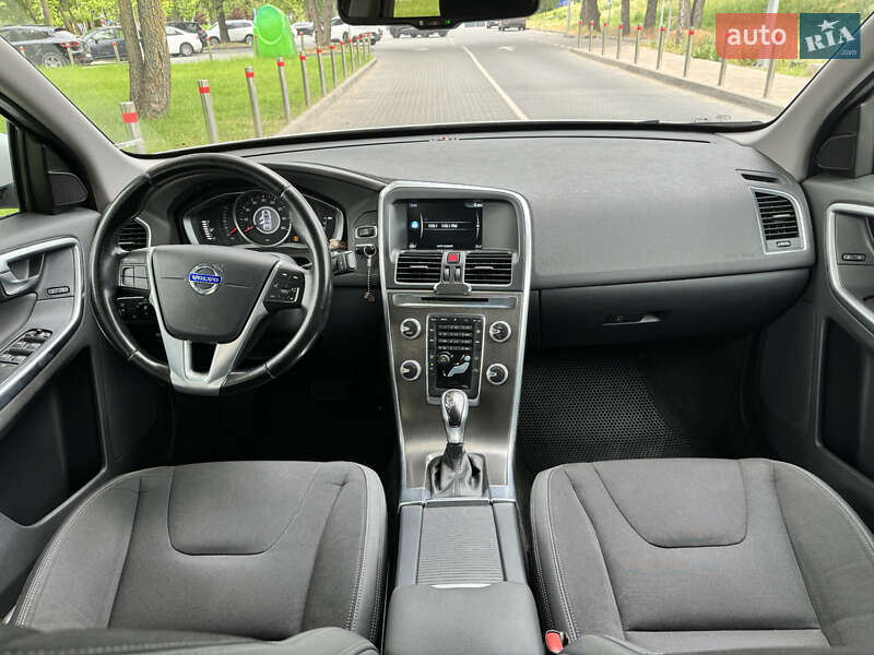 Внедорожник / Кроссовер Volvo XC60 2014 в Киеве