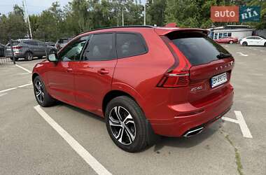 Внедорожник / Кроссовер Volvo XC60 2020 в 
