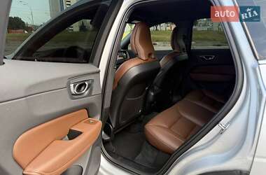 Внедорожник / Кроссовер Volvo XC60 2020 в 