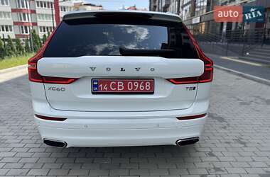 Внедорожник / Кроссовер Volvo XC60 2018 в 