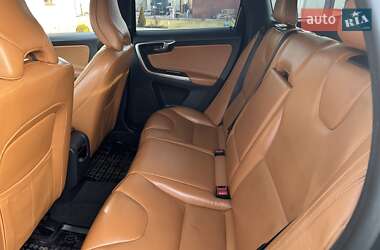 Внедорожник / Кроссовер Volvo XC60 2014 в 
