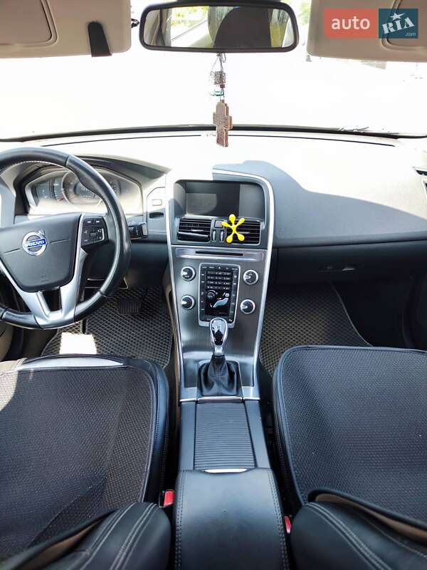 Позашляховик / Кросовер Volvo XC60 2015 в Луцьку фото 29 Позашляховик / Кросовер Volvo XC60 2015 в Луцьку