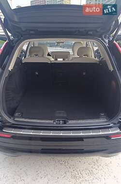 Внедорожник / Кроссовер Volvo XC60 2022 в 