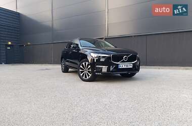 Внедорожник / Кроссовер Volvo XC60 2022 в 