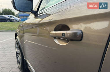 Внедорожник / Кроссовер Volvo XC60 2013 в 
