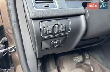 Внедорожник / Кроссовер Volvo XC60 2013 в 