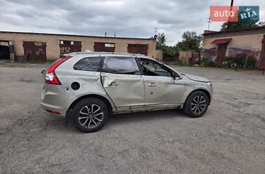 Внедорожник / Кроссовер Volvo XC60 2017 в 