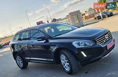 Внедорожник / Кроссовер Volvo XC60 2017 в 