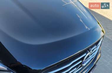 Внедорожник / Кроссовер Volvo XC60 2017 в 