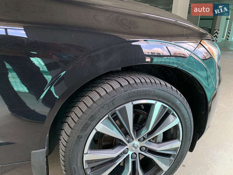 Позашляховик / Кросовер Volvo XC60 2021 в Броварах