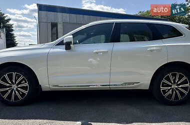 Внедорожник / Кроссовер Volvo XC60 2020 в 