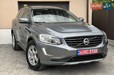 Внедорожник / Кроссовер Volvo XC60 2016 в 