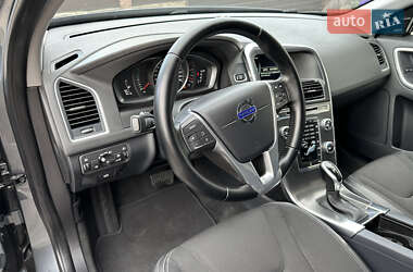 Внедорожник / Кроссовер Volvo XC60 2016 в 