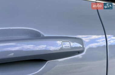Внедорожник / Кроссовер Volvo XC60 2023 в 