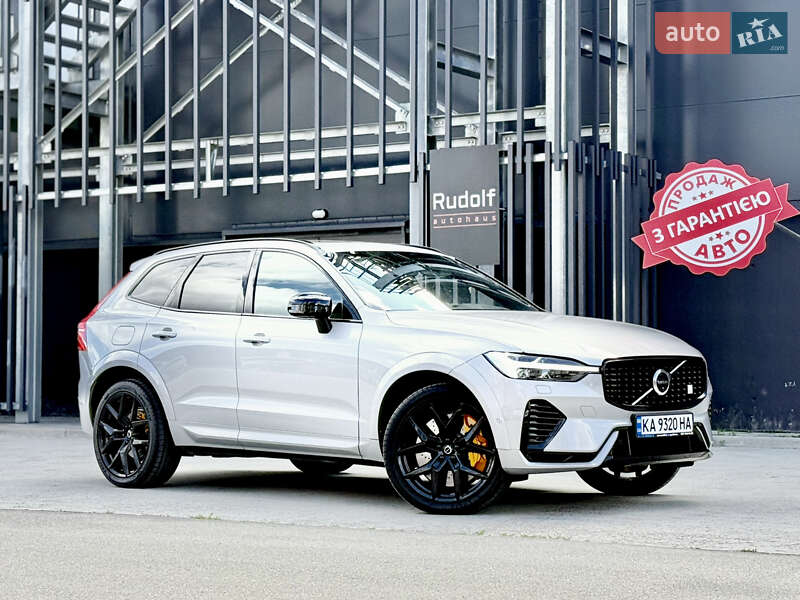 Внедорожник / Кроссовер Volvo XC60 2021 в 