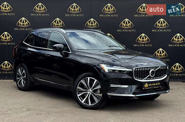 Внедорожник / Кроссовер Volvo XC60 2021 в Киеве