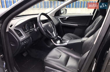 Внедорожник / Кроссовер Volvo XC60 2015 в 