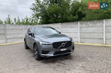Внедорожник / Кроссовер Volvo XC60 2021 в 