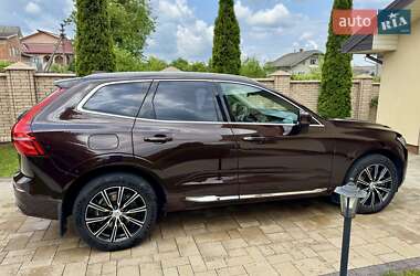 Внедорожник / Кроссовер Volvo XC60 2018 в 