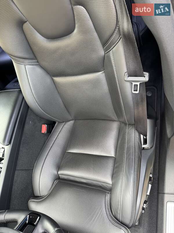 Внедорожник / Кроссовер Volvo XC60 2018 в Ивано-Франковске