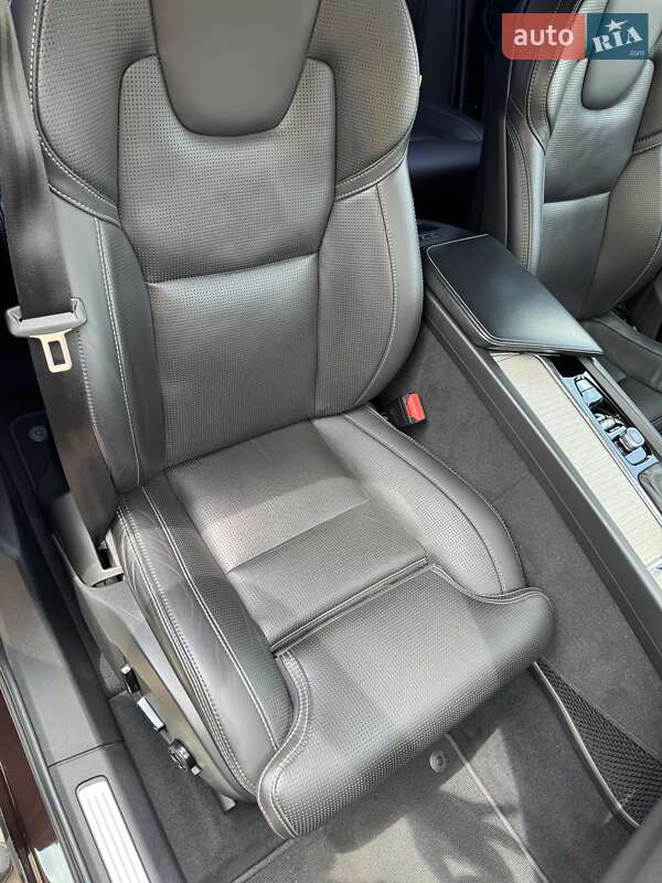 Внедорожник / Кроссовер Volvo XC60 2018 в Ивано-Франковске