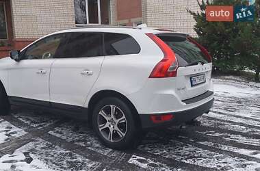 Внедорожник / Кроссовер Volvo XC60 2012 в 