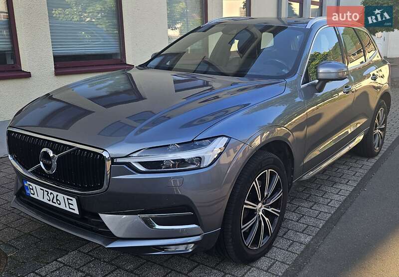 Внедорожник / Кроссовер Volvo XC60 2018 в 