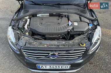 Внедорожник / Кроссовер Volvo XC60 2016 в 