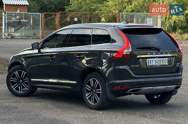 Внедорожник / Кроссовер Volvo XC60 2016 в 