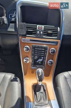 Позашляховик / Кросовер Volvo XC60 2016 в 