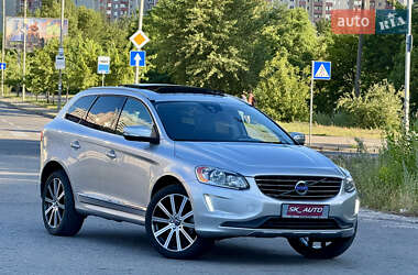 Внедорожник / Кроссовер Volvo XC60 2015 в 