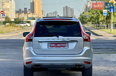 Внедорожник / Кроссовер Volvo XC60 2015 в 